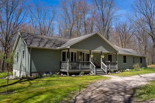 2795 Spruce Hill, Farwell, MI 48622