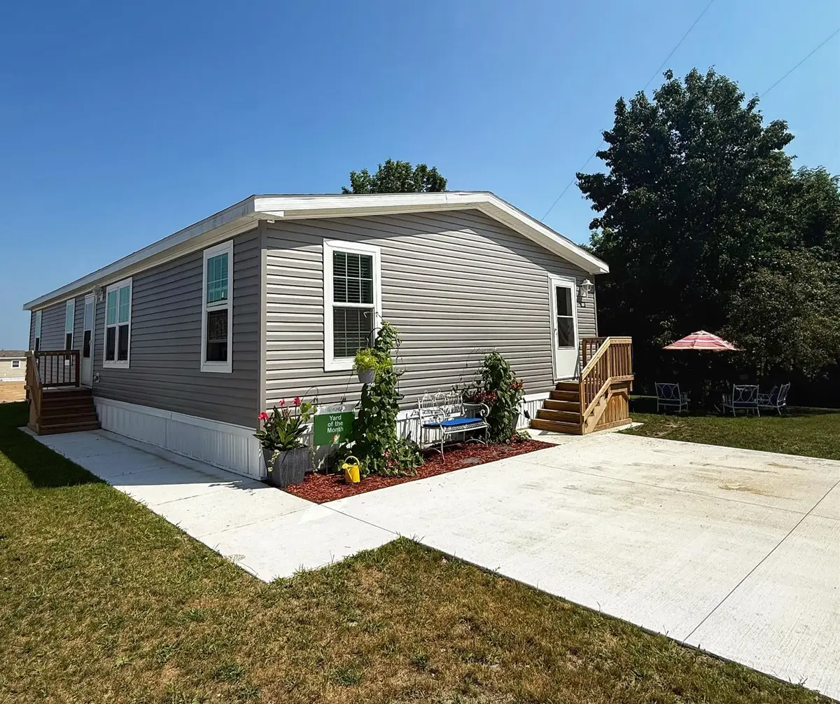 1187 Ironstone, Mount Pleasant, MI 48858 - #1