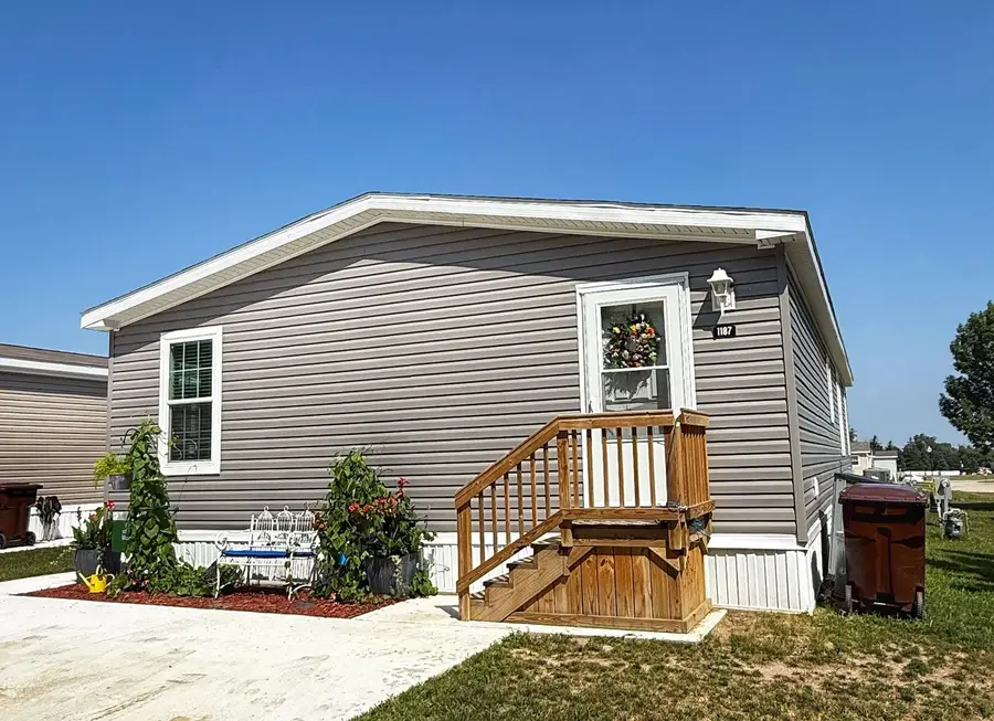 1187 Ironstone, Mount Pleasant, MI 48858 - #2