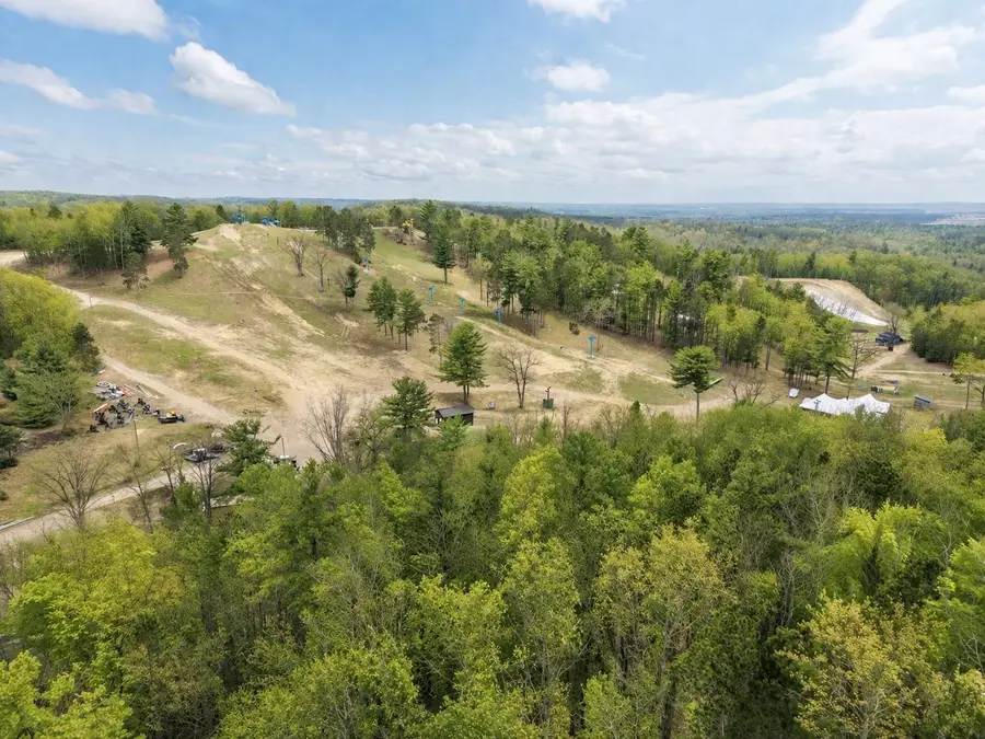 3975 Sherwood #21, Traverse City, MI 49686 - #3