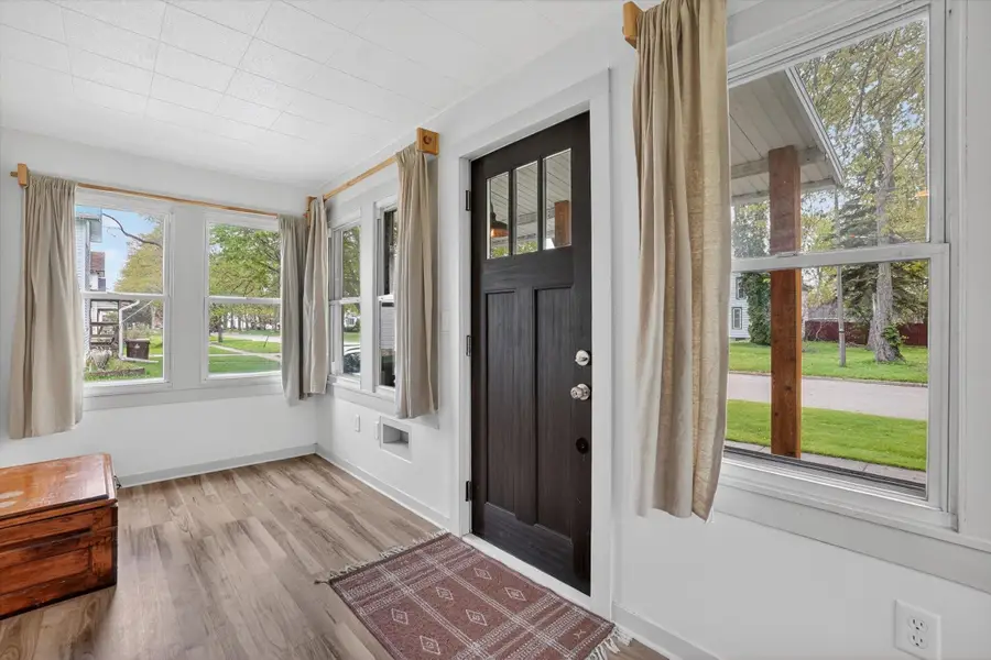 202 Floral, Saint Johns, MI 48879 - #3