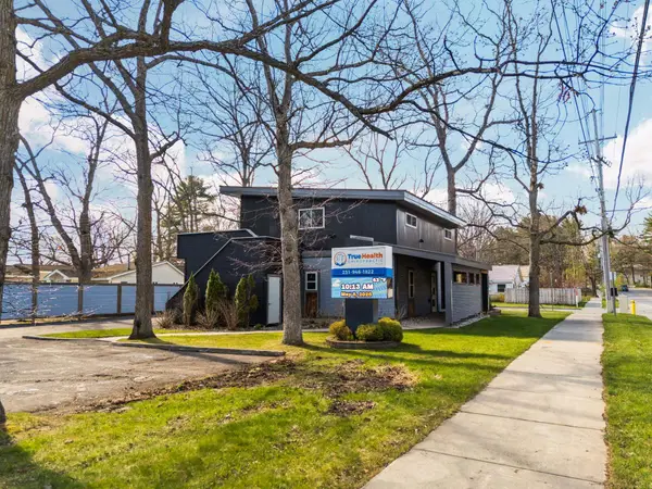 1323 S Cass, Traverse City, MI 49684