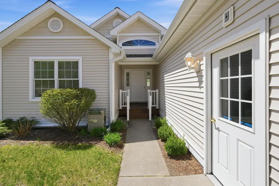 3027 Crown Ridge, Traverse City, MI 49685 - #2