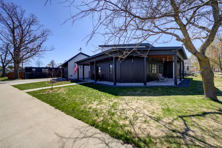 604 Lake, Traverse City, MI 49684 - #3