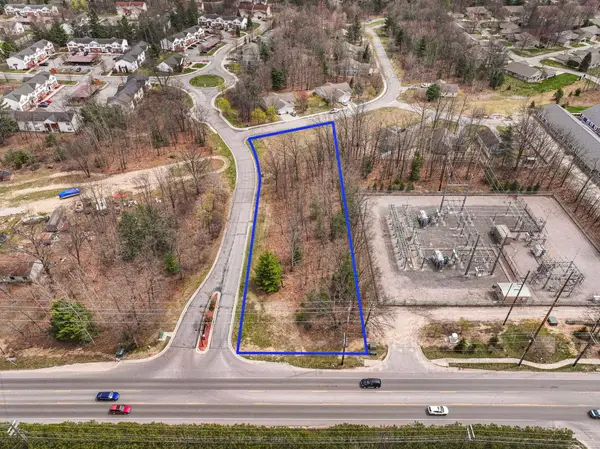 Unit 1 Lafranier, Traverse City, MI 49686