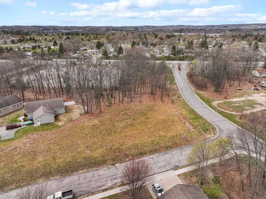 Unit 1 Lafranier, Garfield, MI 49686 - #3