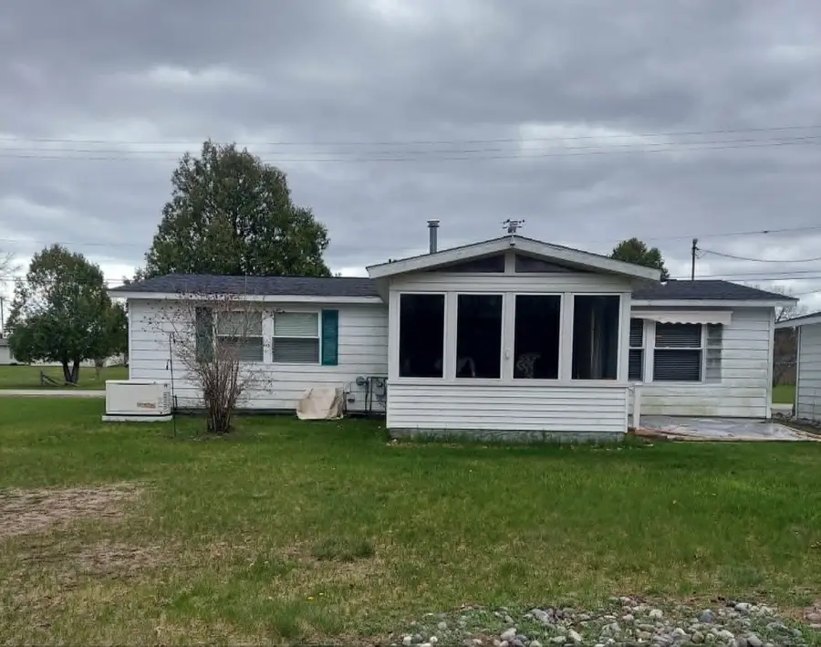 10048 8th, Oscoda, MI 48750 - #2