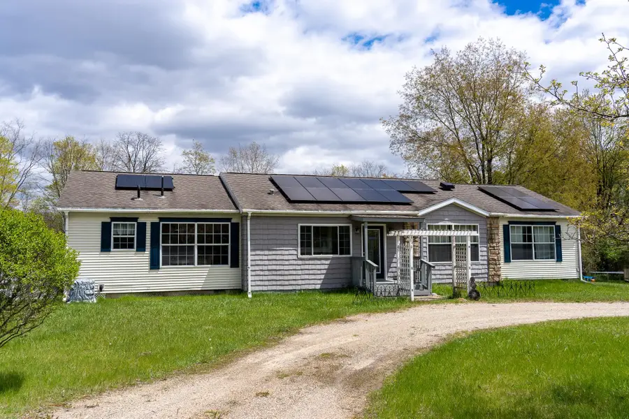 464 N Rolland, Weidman, MI 48893 - #3