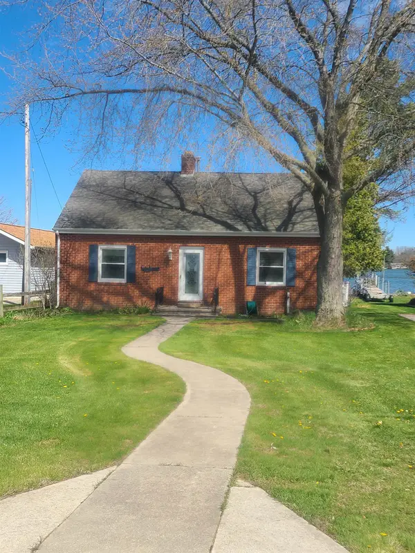 7880 W Cedar Lake, Oscoda, MI 48750