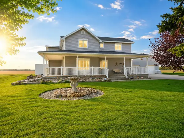10989 E Pleasant Valley, Shepherd, MI 48883