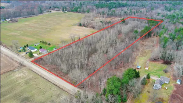 5360 Deep River, Standish, MI 48658