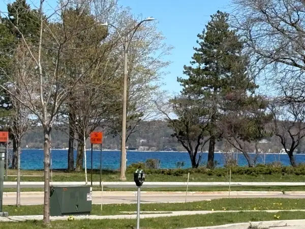 537 Randolph, Traverse City, MI 49684