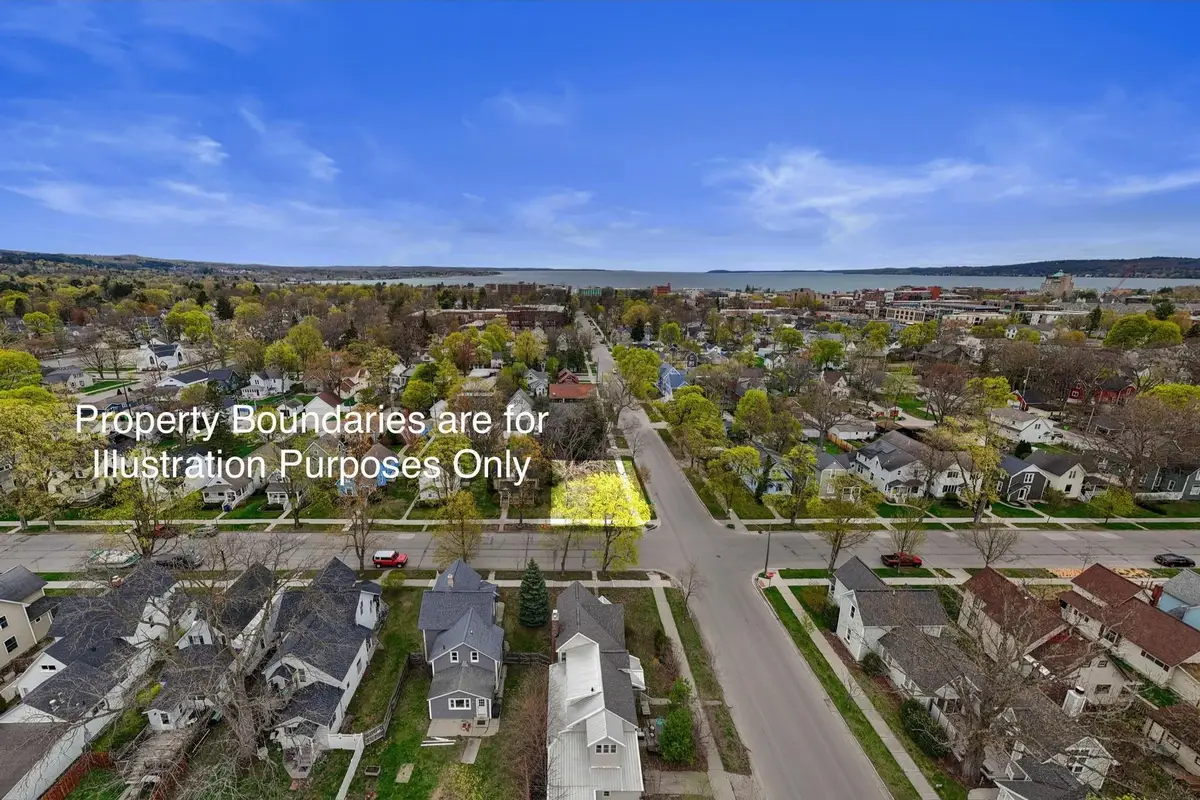 302 W Tenth, Traverse City, MI 49684 - #1