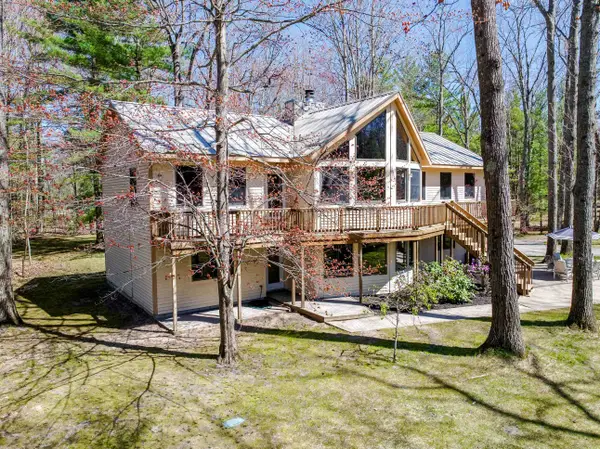 125 Dubonnet, Interlochen, MI 49643