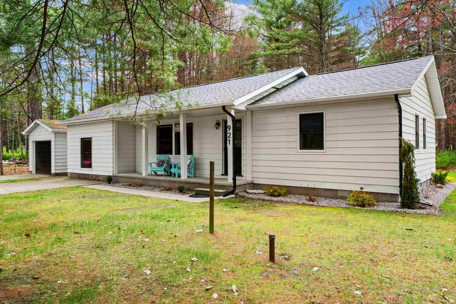 921 Geller, East Tawas, MI 48730 - #2