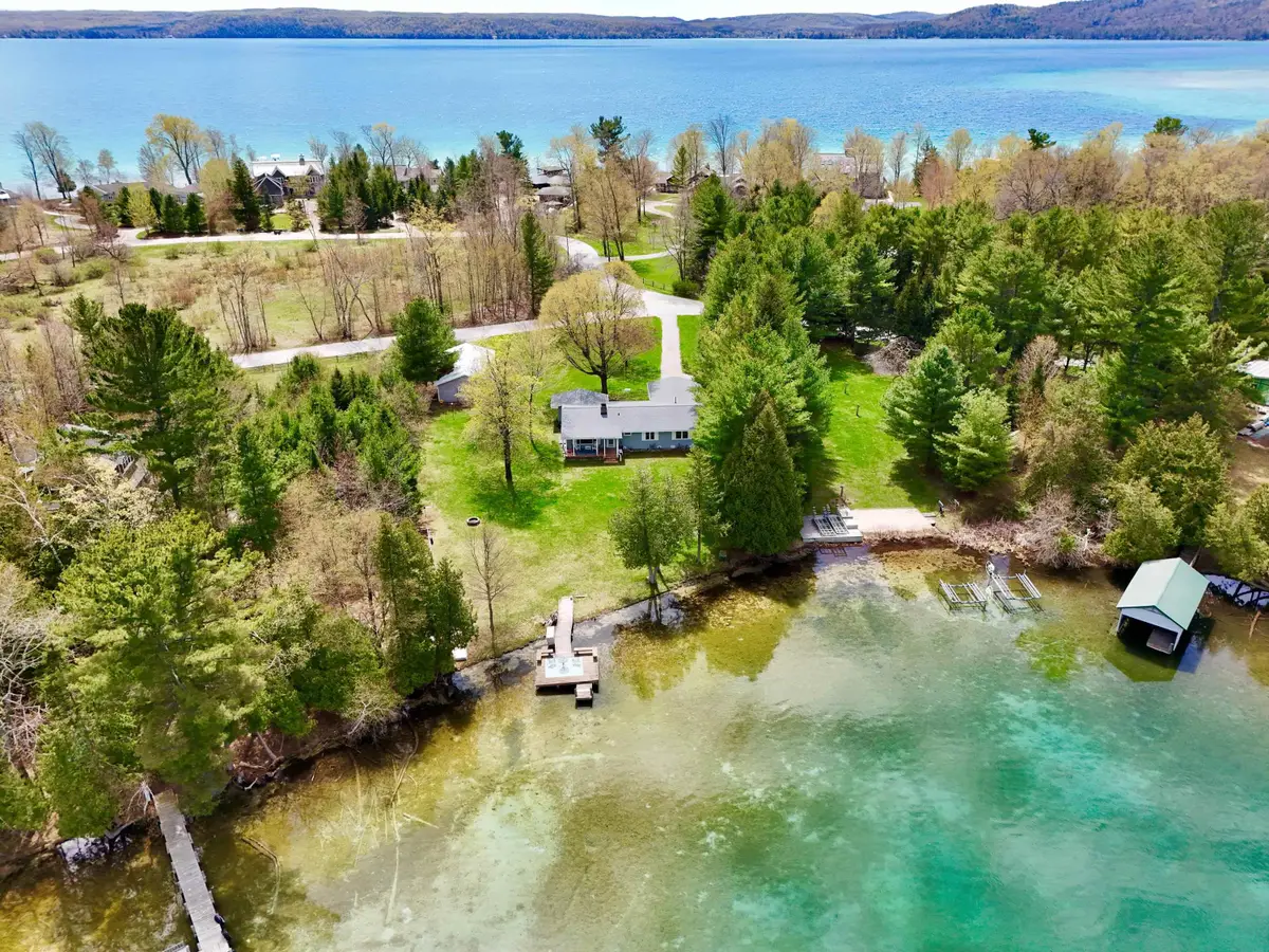 4515 W Glen Eden, Glen Arbor, MI 49636 - #1