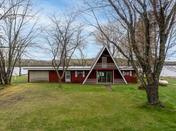2100 Walleye, Bellaire, MI 49615