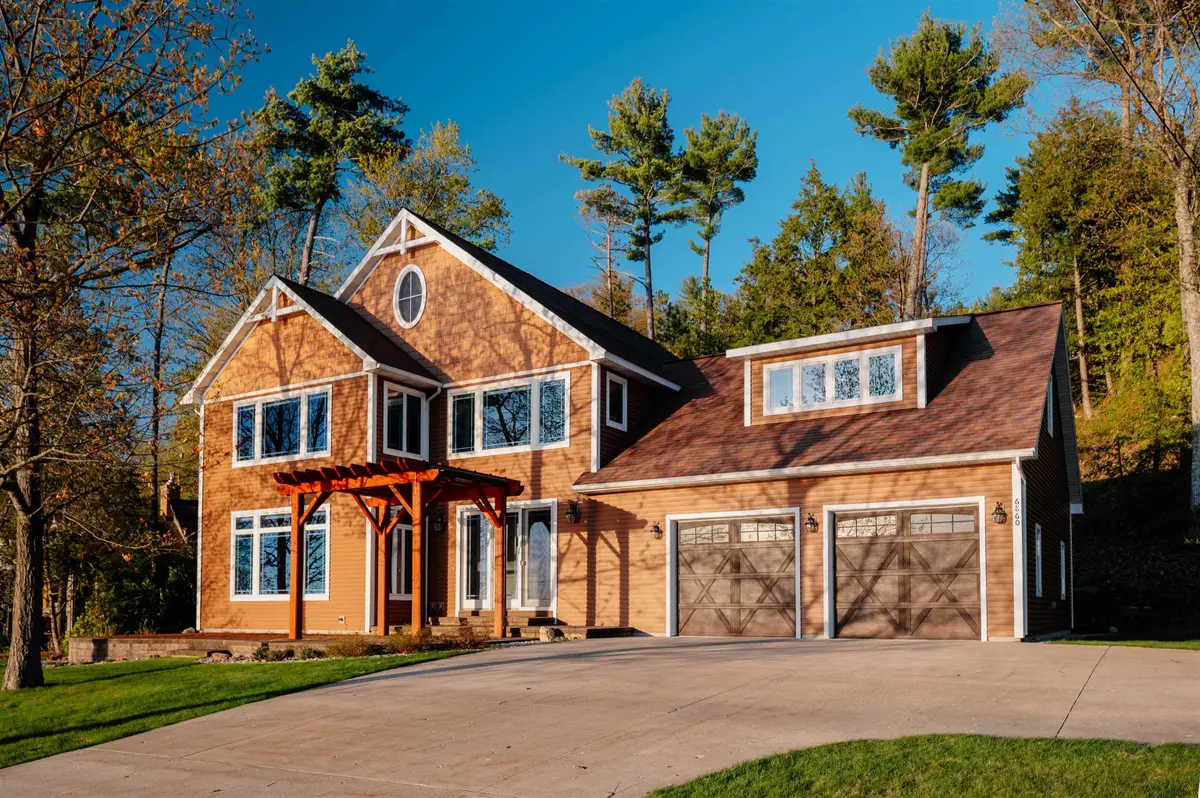 6860 Peninsula, Traverse City, MI 49686 - #1