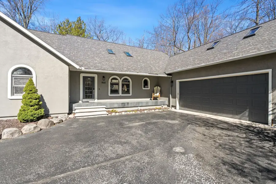 9045 North Pointe Woods, Charlevoix, MI 49720 - #3