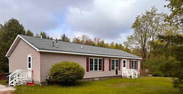 17536 Honor, Interlochen, MI 49643