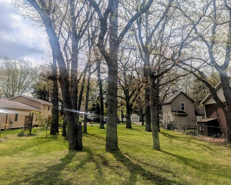 213 E Fifteenth, Traverse City, MI 49684 - #3