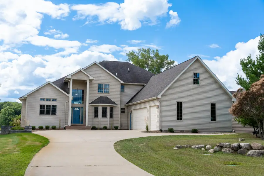 1107 Bundy, Lake Isabella, MI 48893 - #2