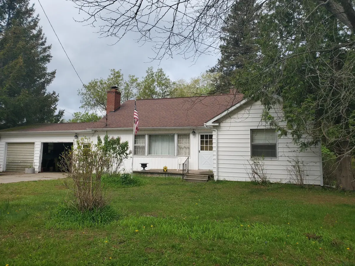205 Highland, West Branch, MI 48661 - #1
