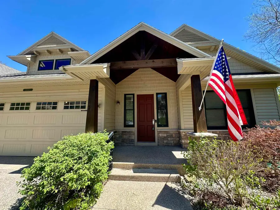 10070 E Sapphire, Traverse City, MI 49684 - #3