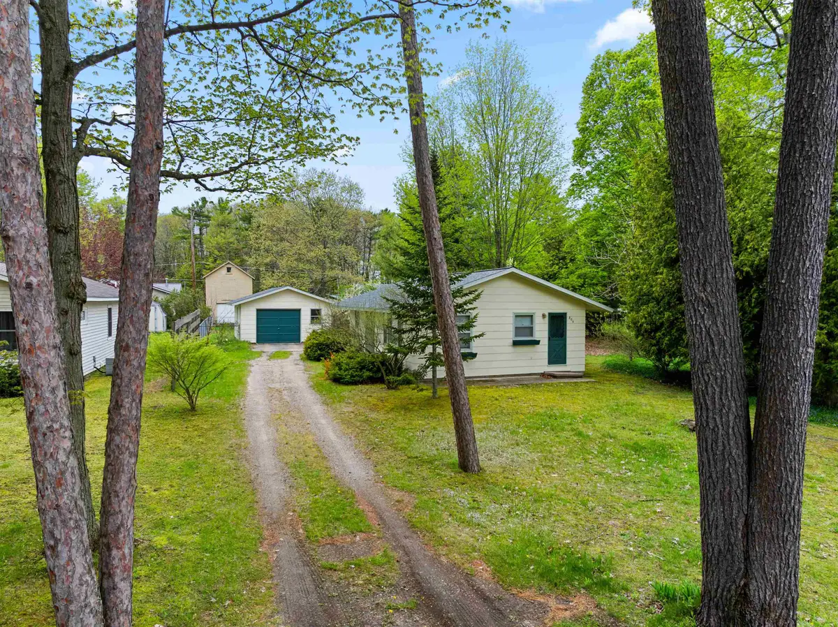806 Livingston, Elk Rapids, MI 49629 - #1