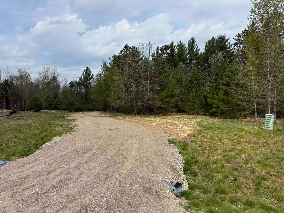 6473 Jeffrey, Grawn, MI 49637 - #1
