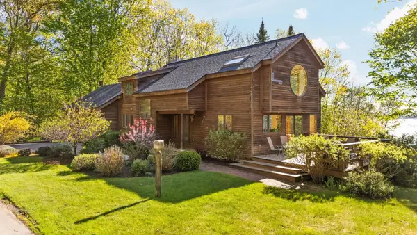 9393 Lou-len, Traverse City, MI 49684