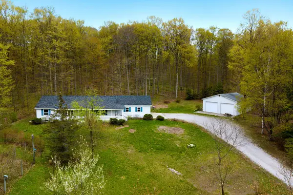 1014 Fairview, Beulah, MI 49617