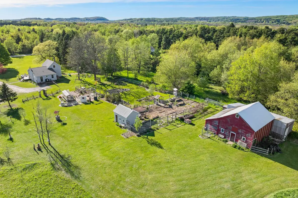 2389 Paul Rose, Frankfort, MI 49635 - #1