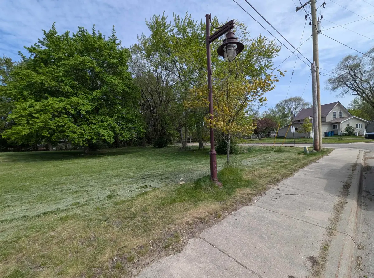 210 N Mackinaw, Au Gres, MI 48703 - #1