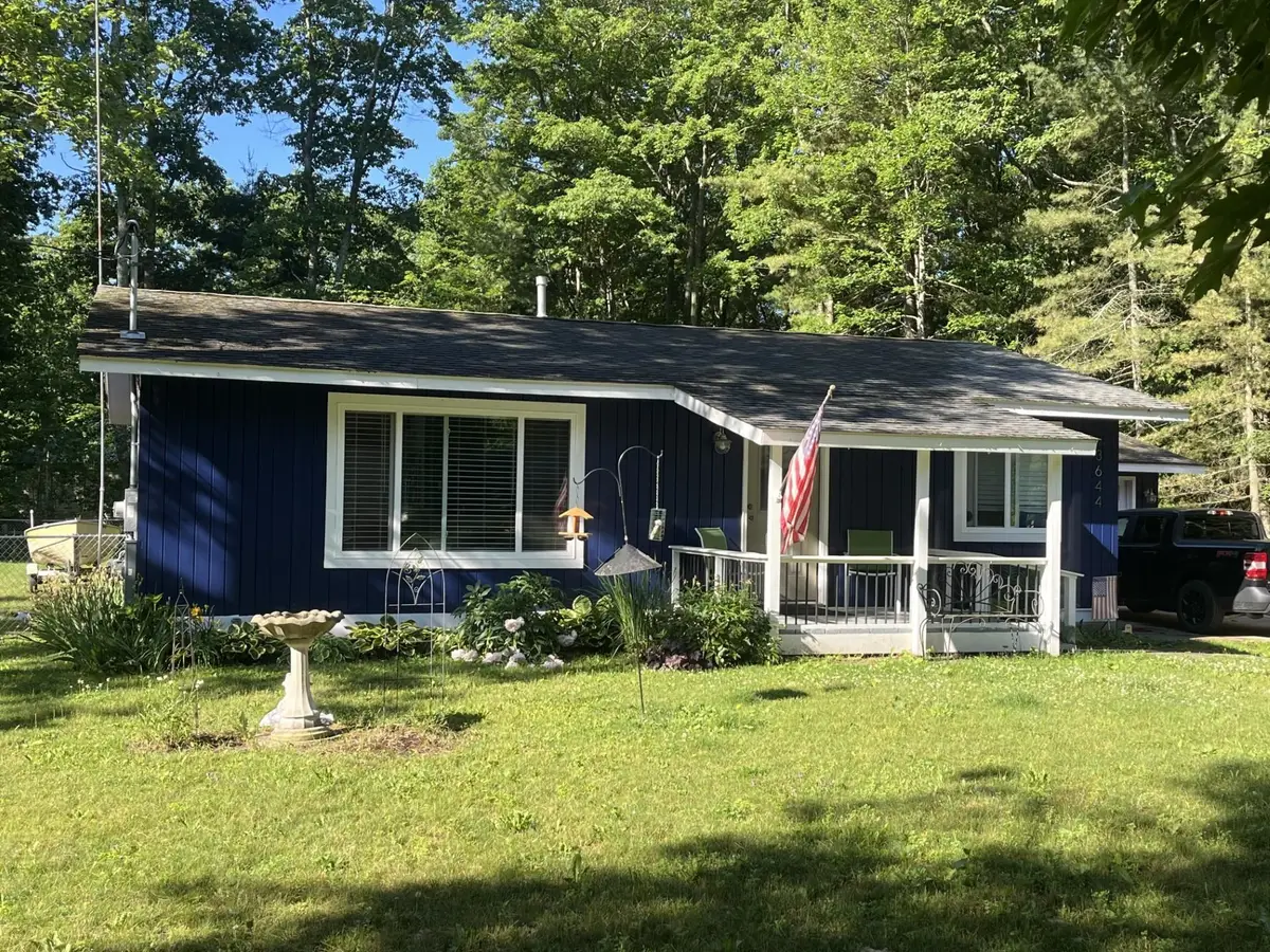 3644 Crescent, East Tawas, MI 48730 - #1