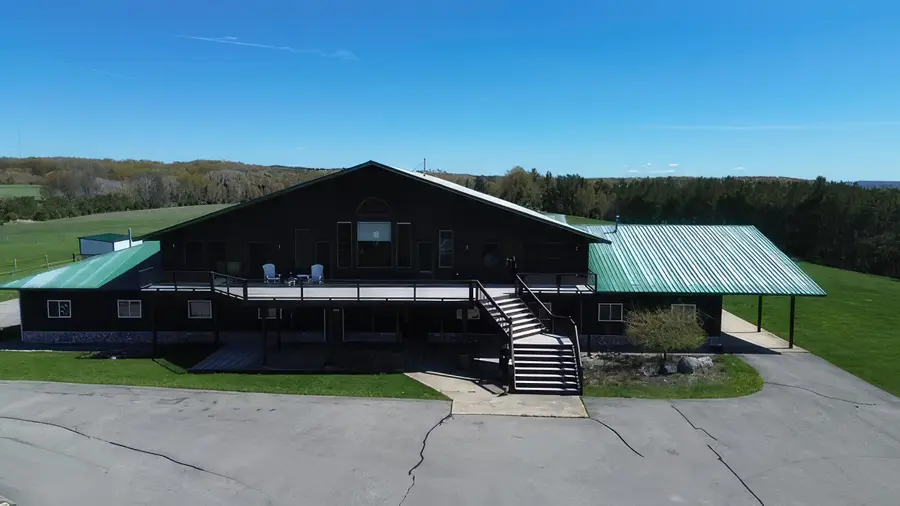 130 S Peninsula, East Jordan, MI 49727 - #2