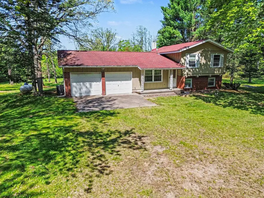 1860 S Jackson, Harrison, MI 48625 - #3