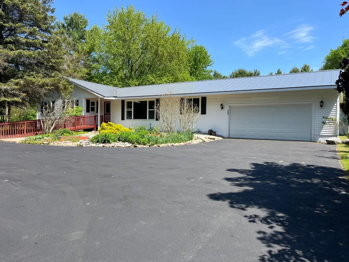 2510 E Silver Lake Road N, Garfield, MI 49685 - #1