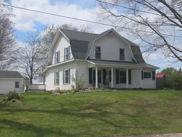 9368 School, Lake, MI 48632