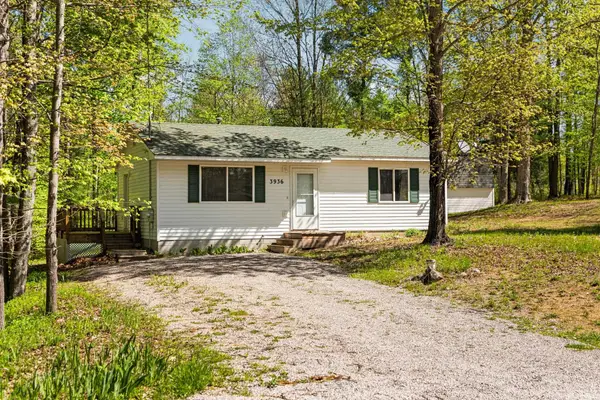 3936 Jeri, Interlochen, MI 49643