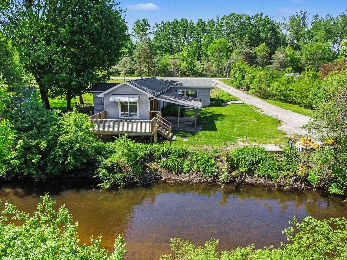 2457 E Ludington, Clare, MI 48617 - #1