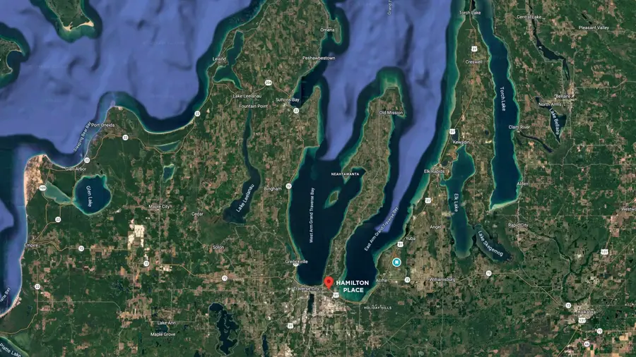 305 Hamilton, Traverse City, MI 49686 - #2