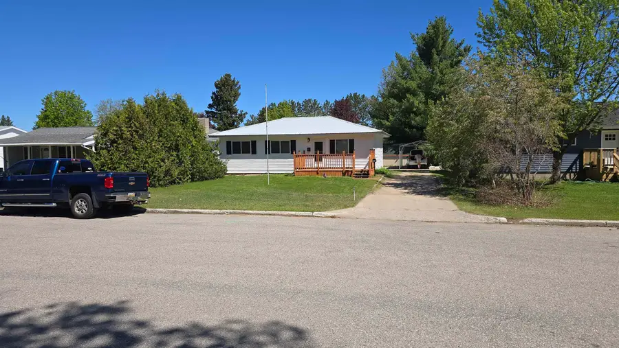 518 W Avenue C, Newberry, MI 49868 - #3