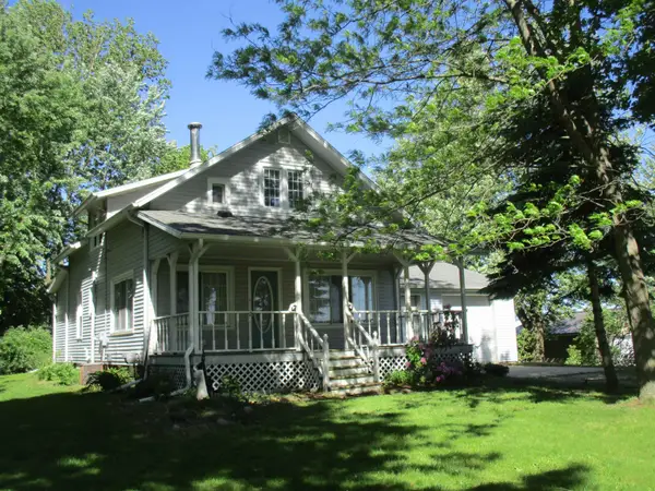 621 Wright, Breckenridge, MI 48615