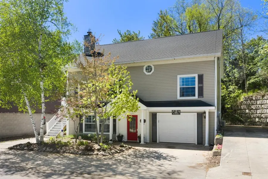 214 Newman, Charlevoix, MI 49720 - #2