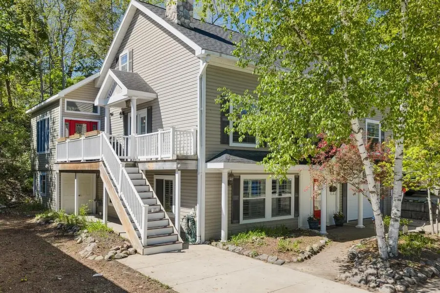 214 Newman, Charlevoix, MI 49720 - #3