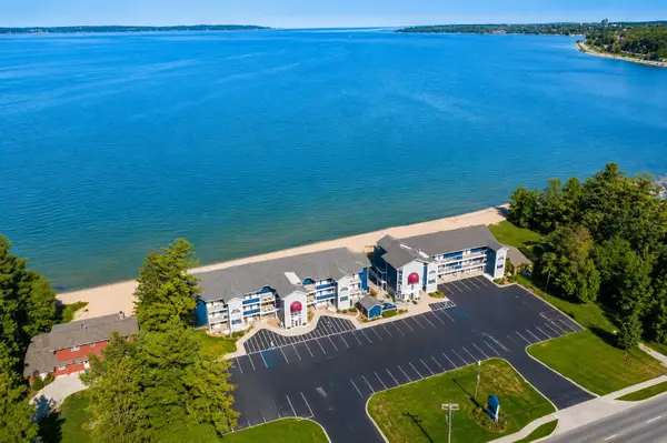 2211 N Us-131 N #309, Traverse City, MI 49686