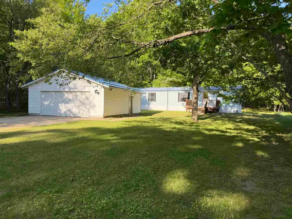 1010 Siesta, Weidman, MI 48893