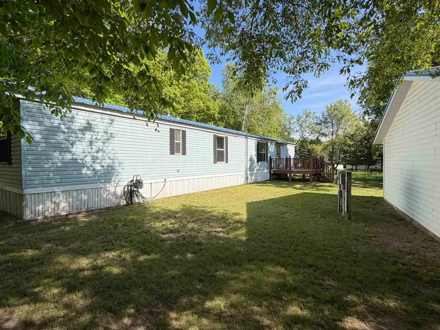 1010 Siesta, Weidman, MI 48893 - #2