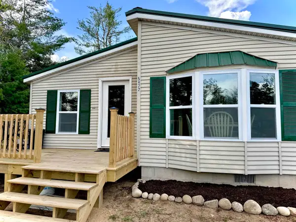 5472 Clubhouse, Gaylord, MI 49735